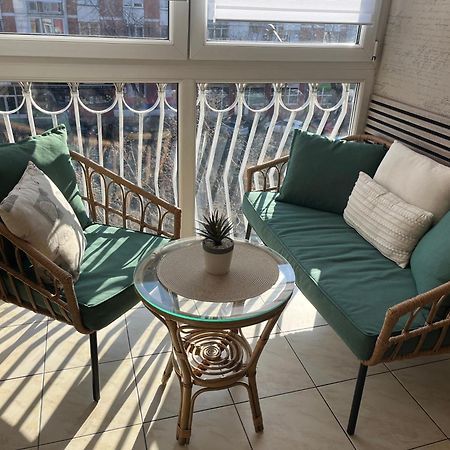 Apartament Balzak 64M2, Free Parking & Wi-Fi Nowy Sad Zewnętrze zdjęcie