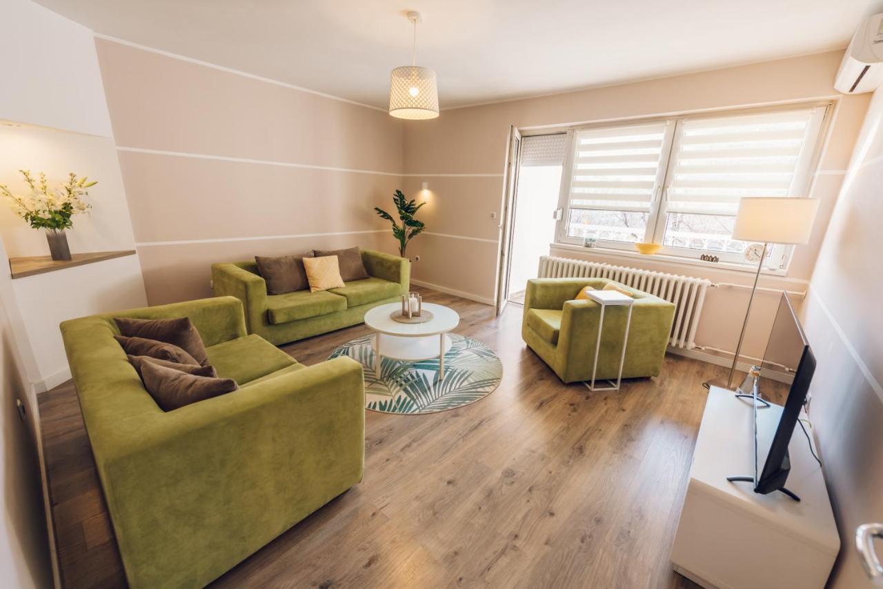 Apartament Balzak 64M2, Free Parking & Wi-Fi Nowy Sad Zewnętrze zdjęcie